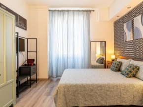 Livorno Central and Modern 2 Apts & 1 Room!